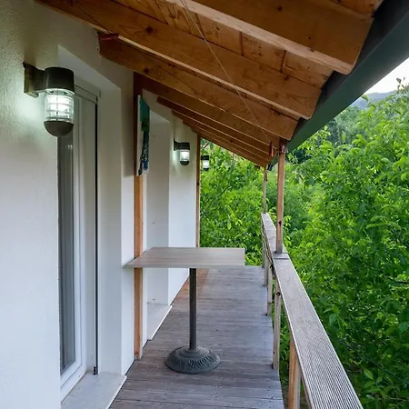 Dikellari Villa Pogradec