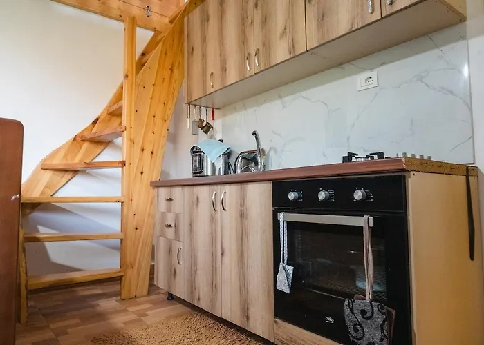 Dikellari * Поградец